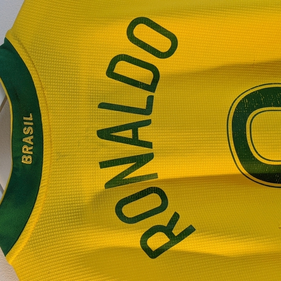 Brasil Football Jersey - Ronaldo #9 - 2006/07 - Picture 8 of 8